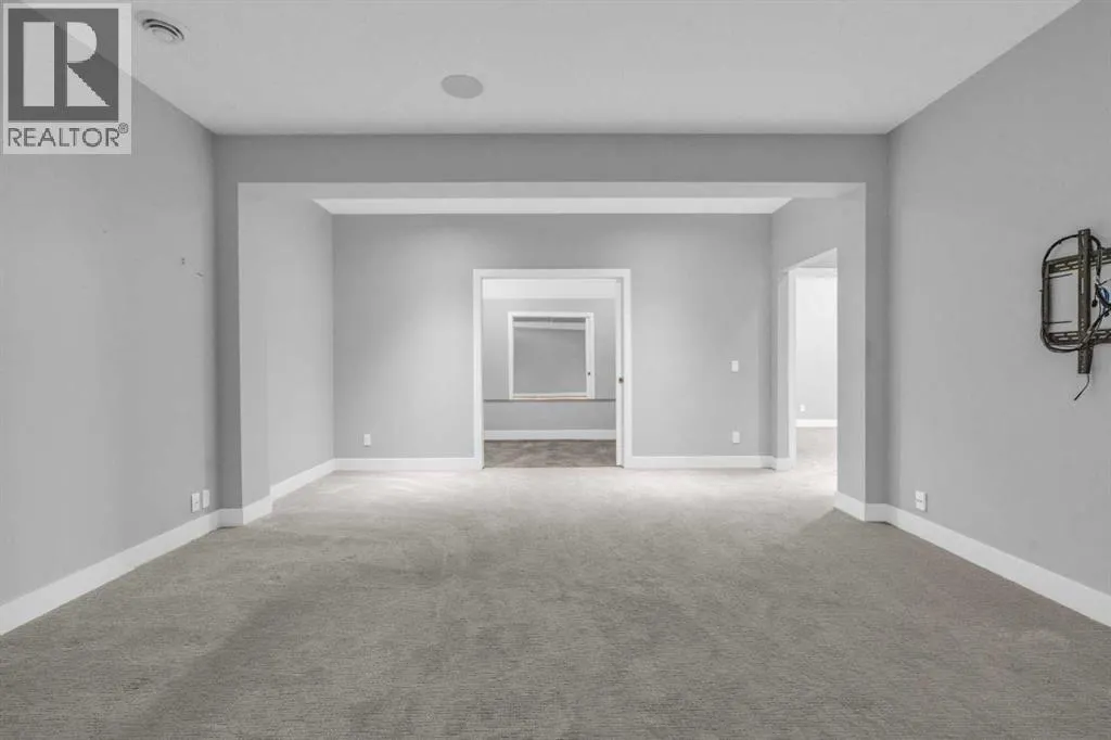 164 Cranbrook Drive SE