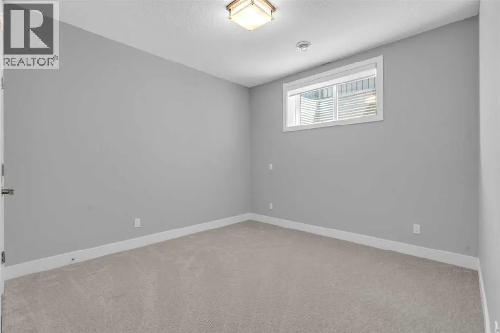 164 Cranbrook Drive SE
