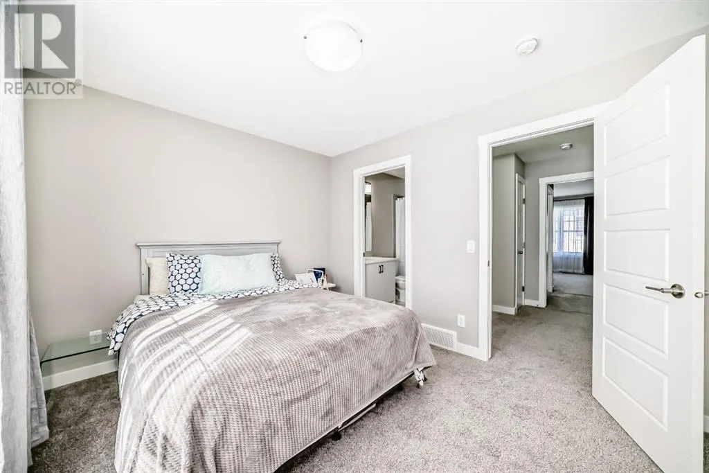 410 Cranbrook Walk SE