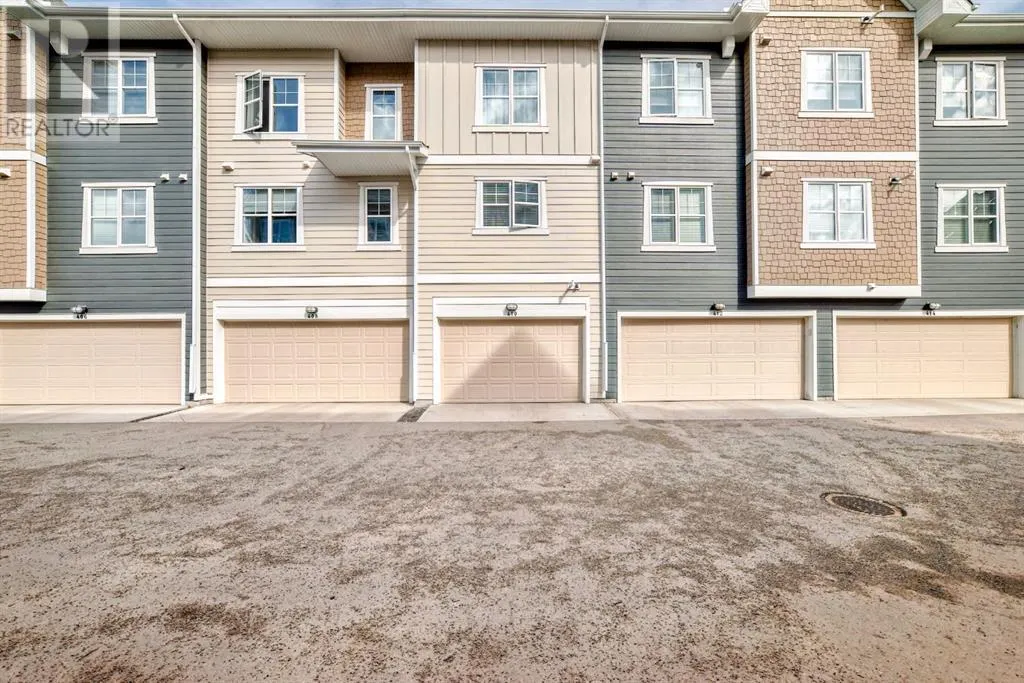 410 Cranbrook Walk SE