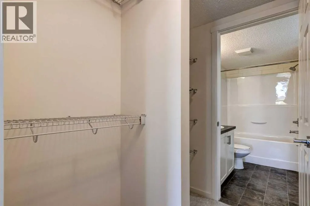 5308, 279 Copperpond Common SE