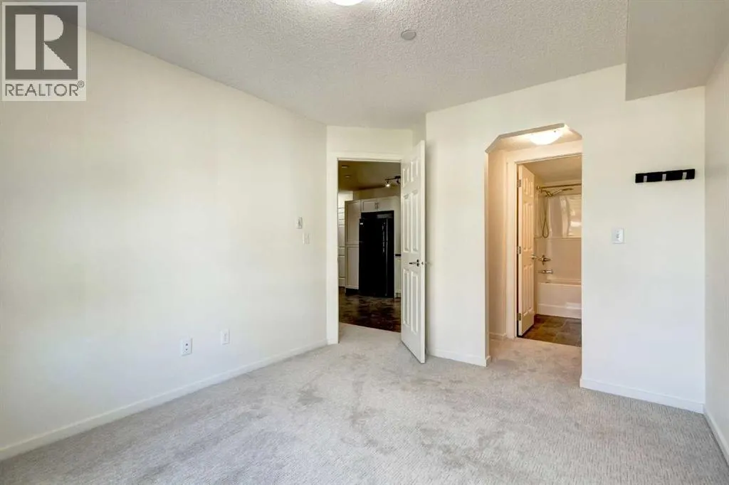 5308, 279 Copperpond Common SE