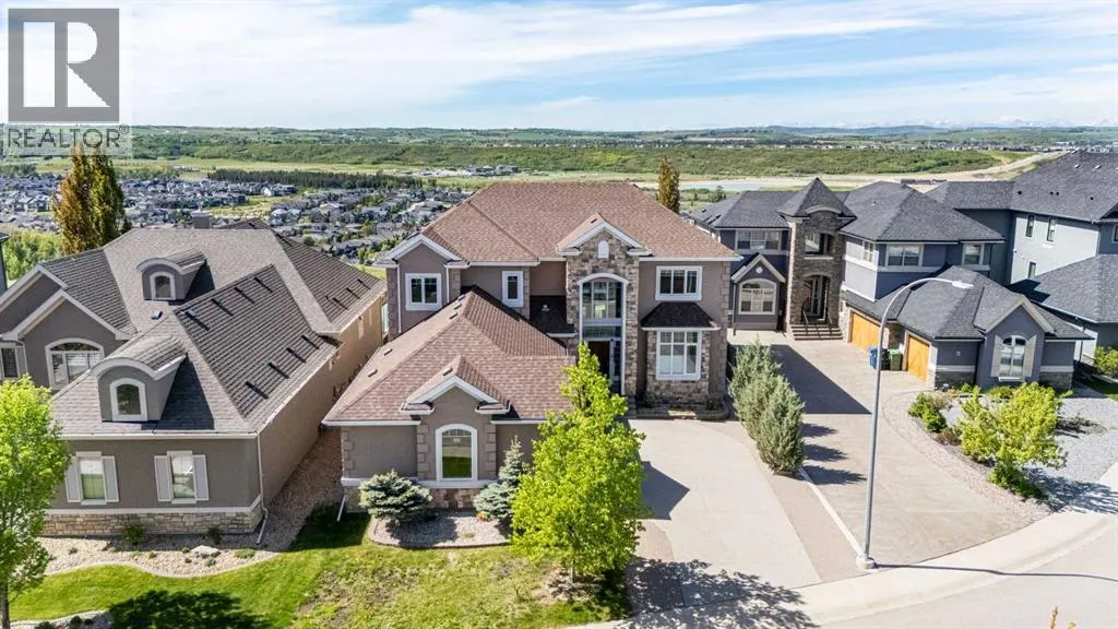 80 Cranarch Heights SE