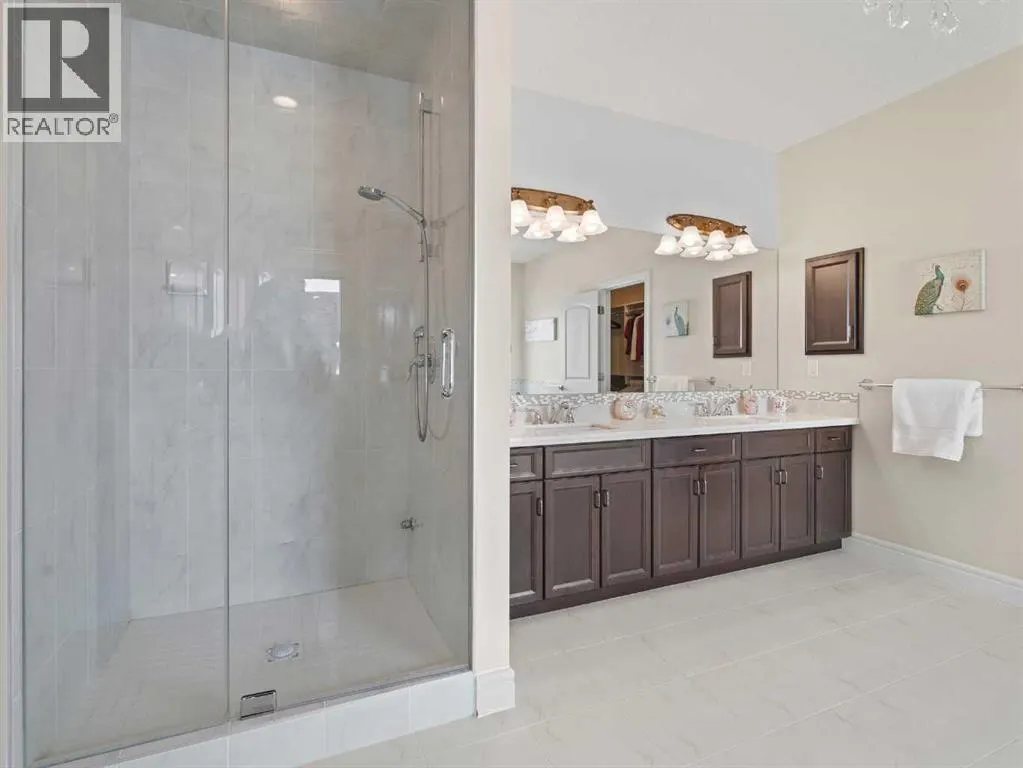 80 Cranarch Heights SE