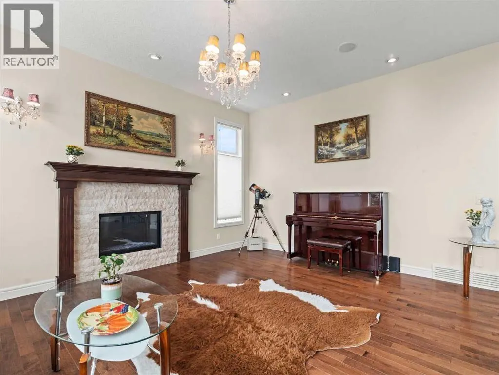 80 Cranarch Heights SE