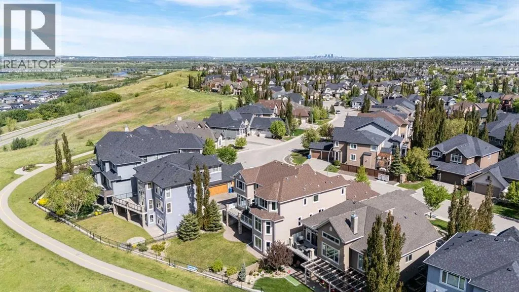 80 Cranarch Heights SE