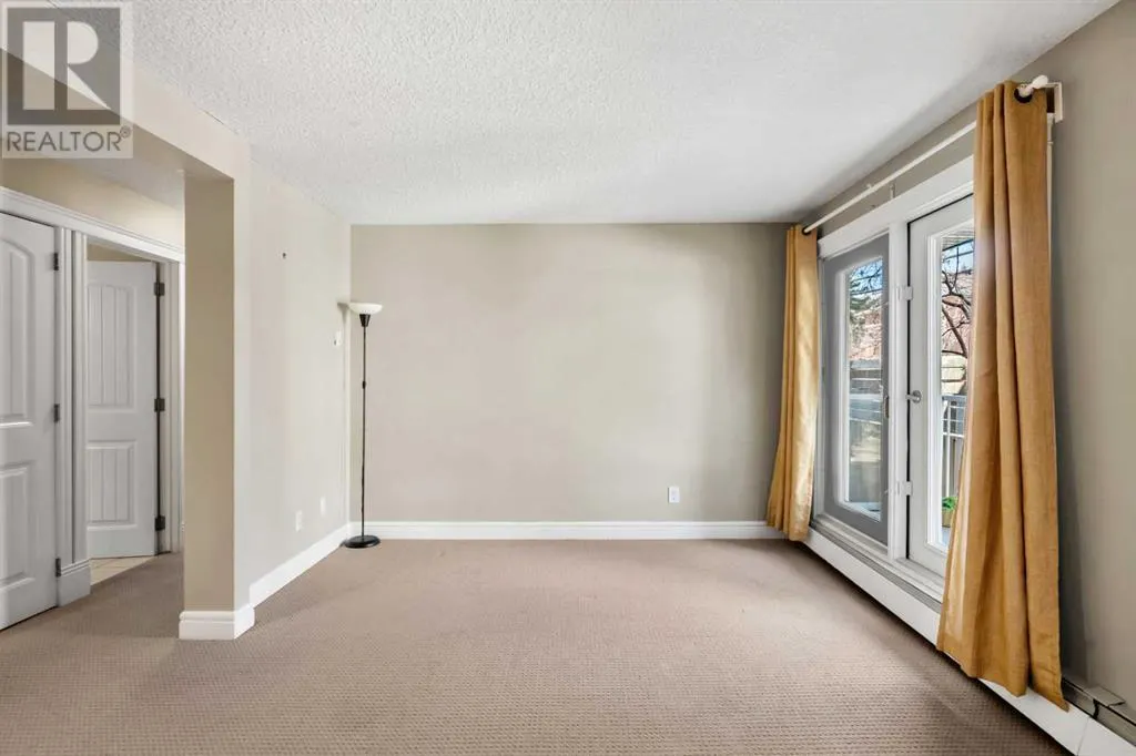 104, 2010 35 Avenue SW