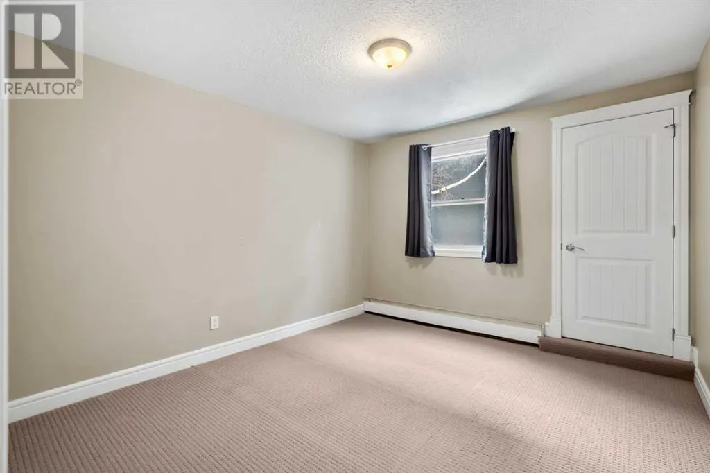 104, 2010 35 Avenue SW