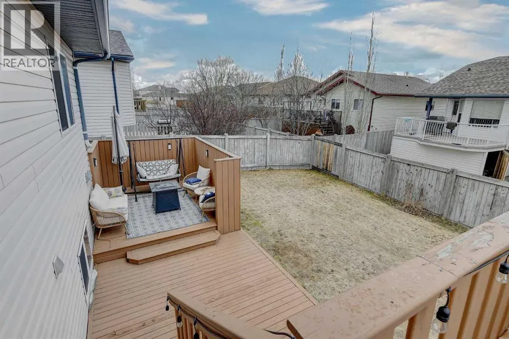 77 Pinnacle Crescent