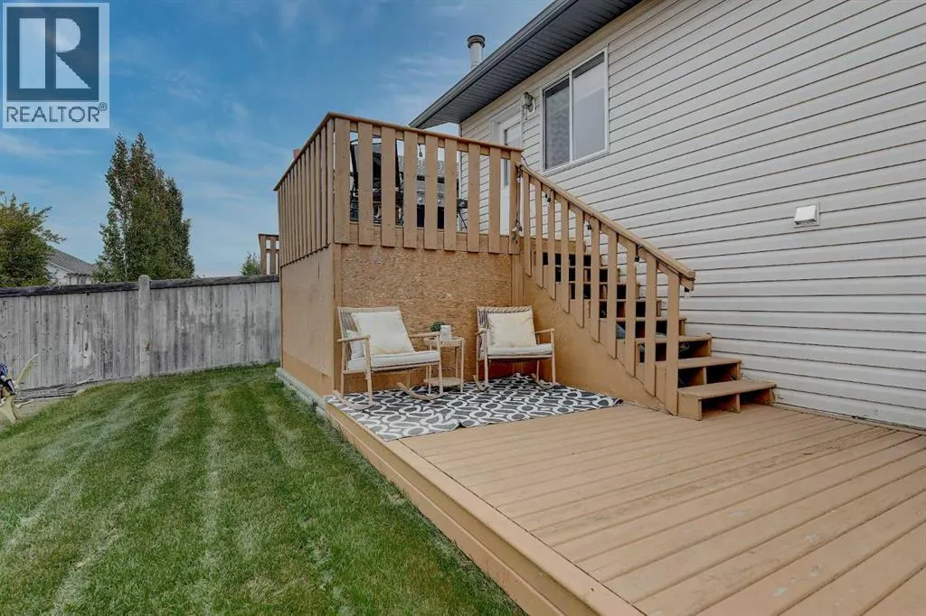 77 Pinnacle Crescent