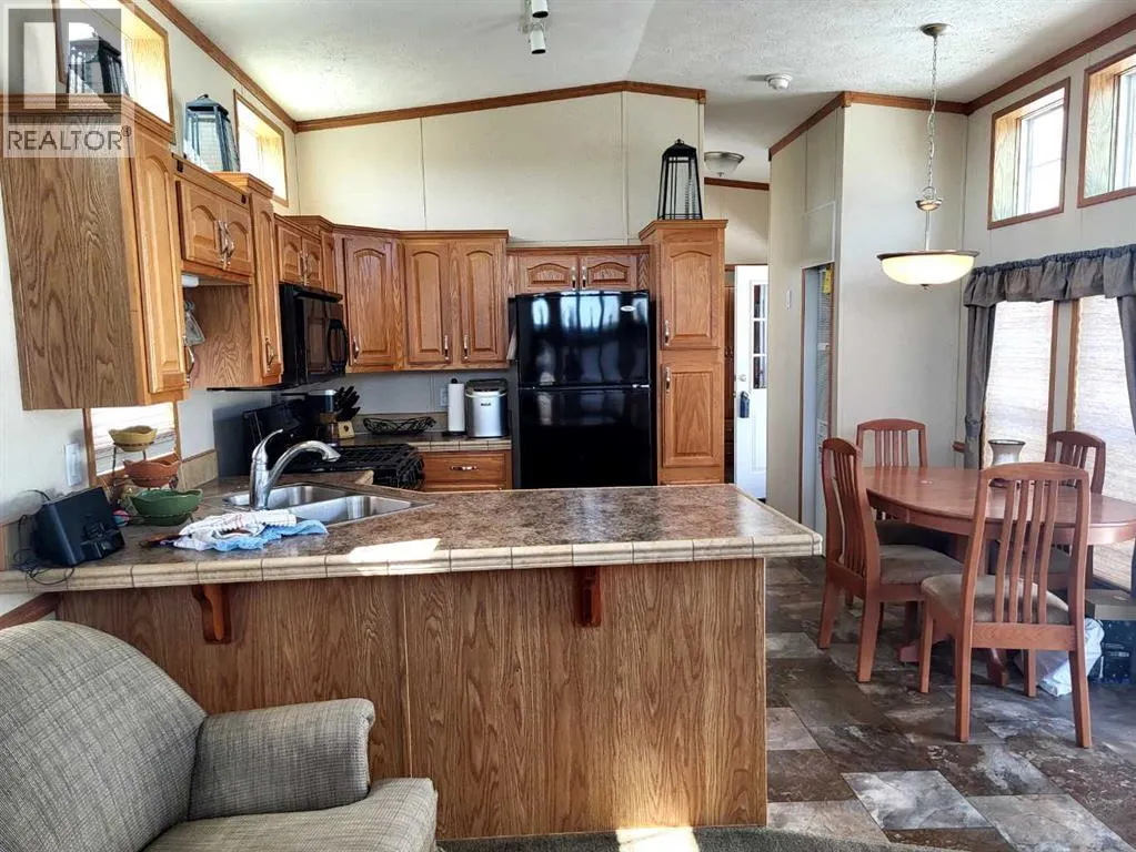 166A, 10042 Township Road 422