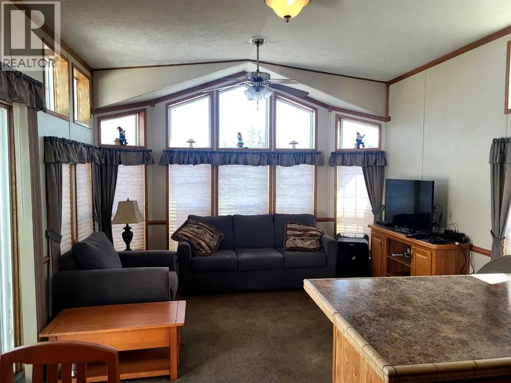166A, 10042 Township Road 422