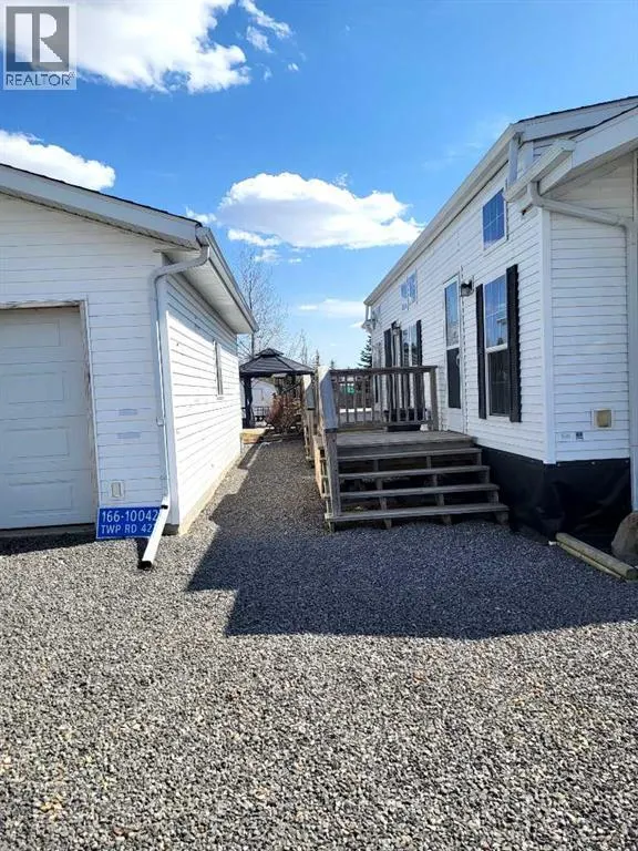 166A, 10042 Township Road 422