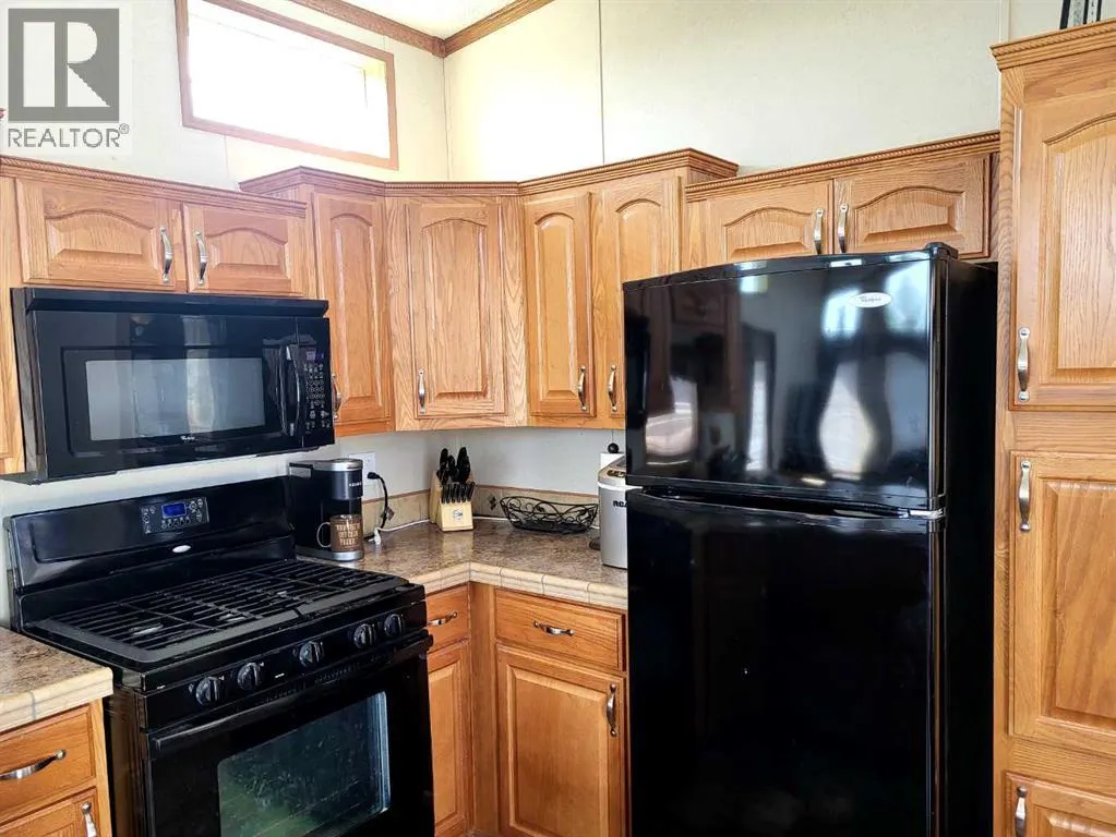 166A, 10042 Township Road 422