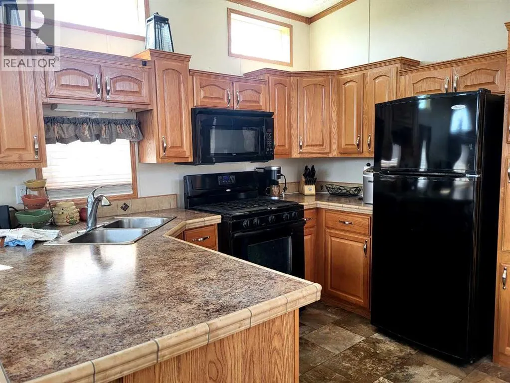 166A, 10042 Township Road 422