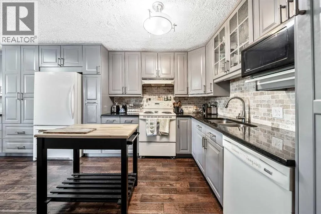 10, 310 Brookmere Road SW