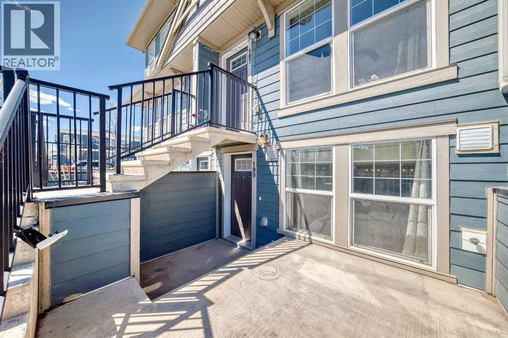 109 Cranbrook Square SE