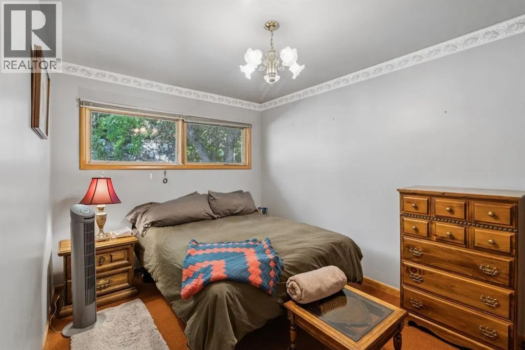 14 Hawthorne Crescent NW