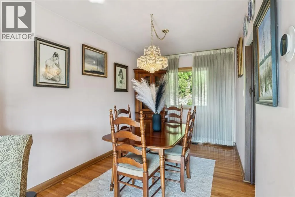 14 Hawthorne Crescent NW