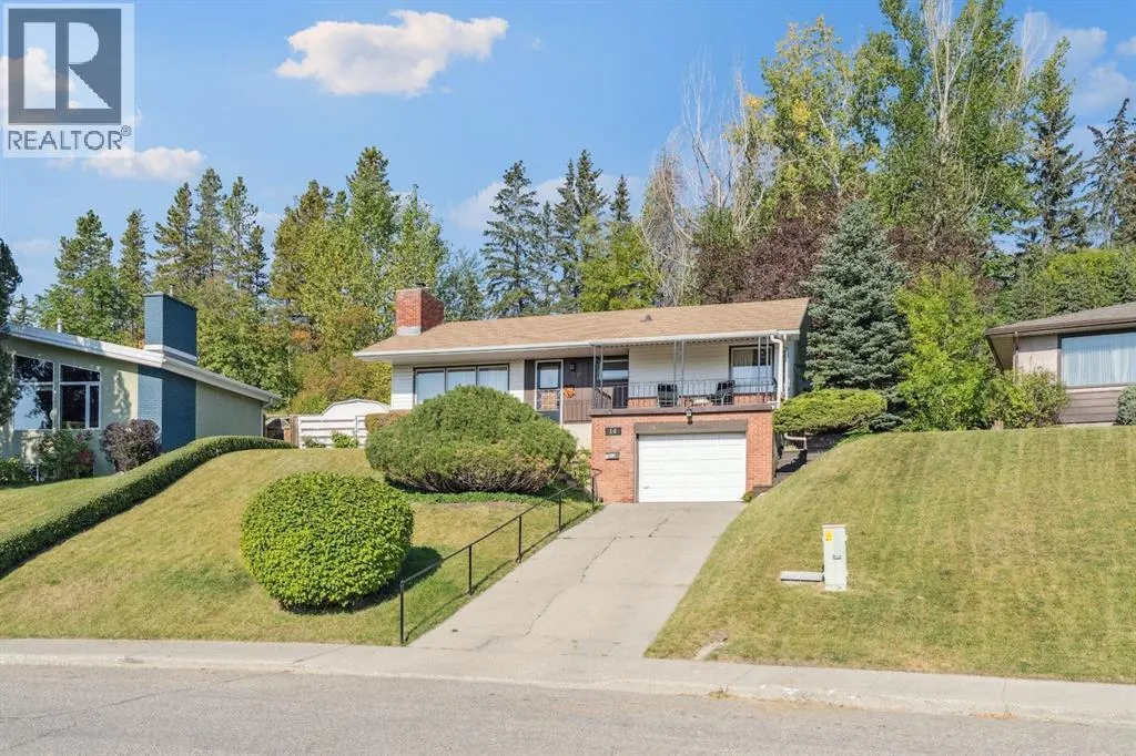 14 Hawthorne Crescent NW