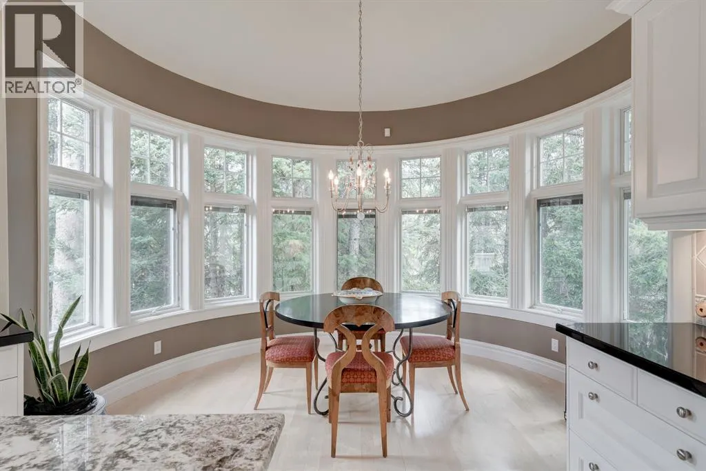 107 Lougheed Circle