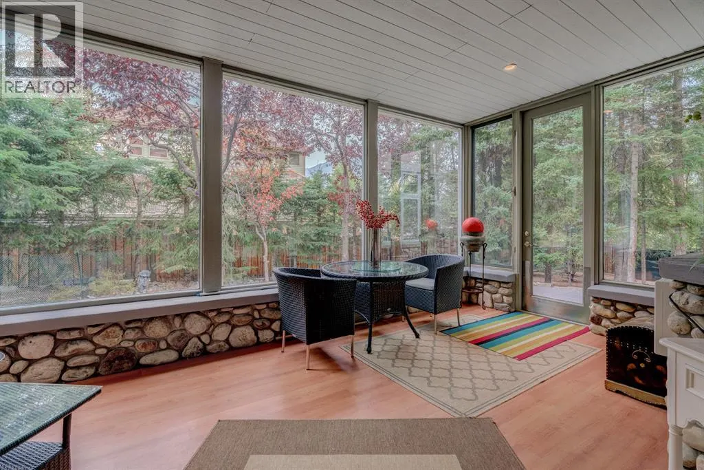 107 Lougheed Circle