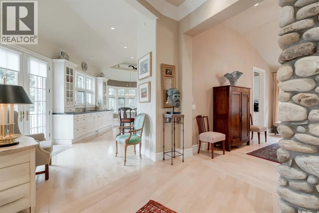 107 Lougheed Circle