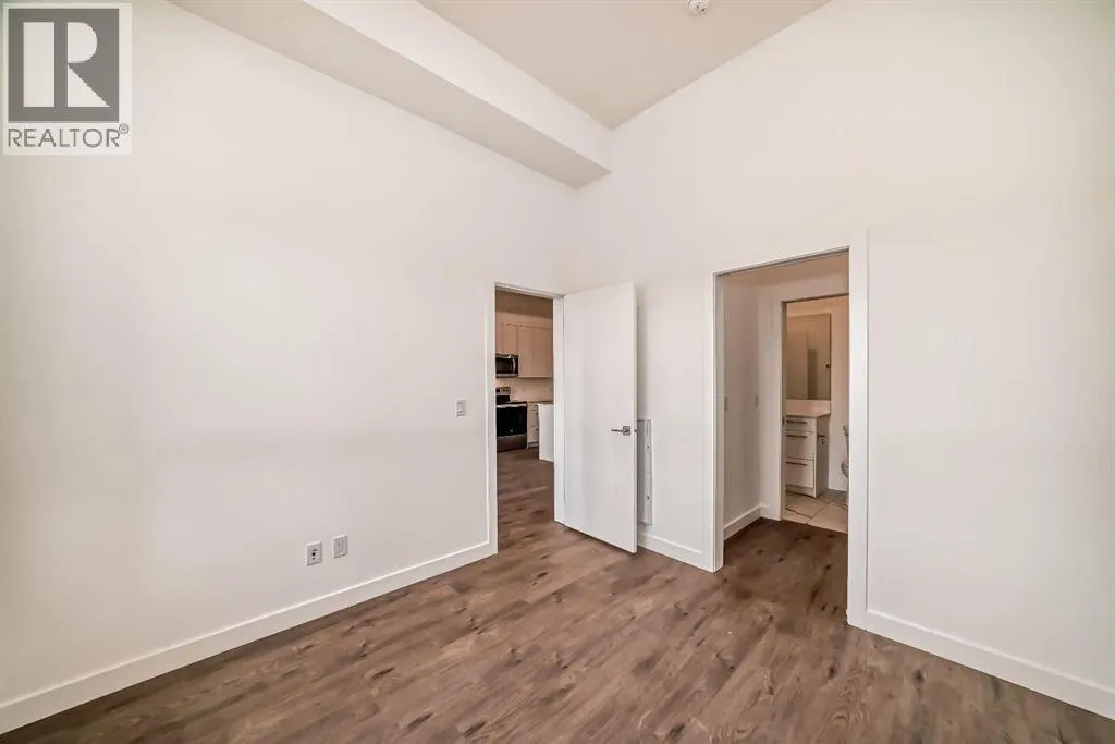 2507, 60 Skyview Ranch Road NE