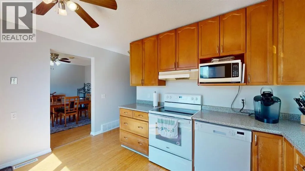 105 Bird Crescent