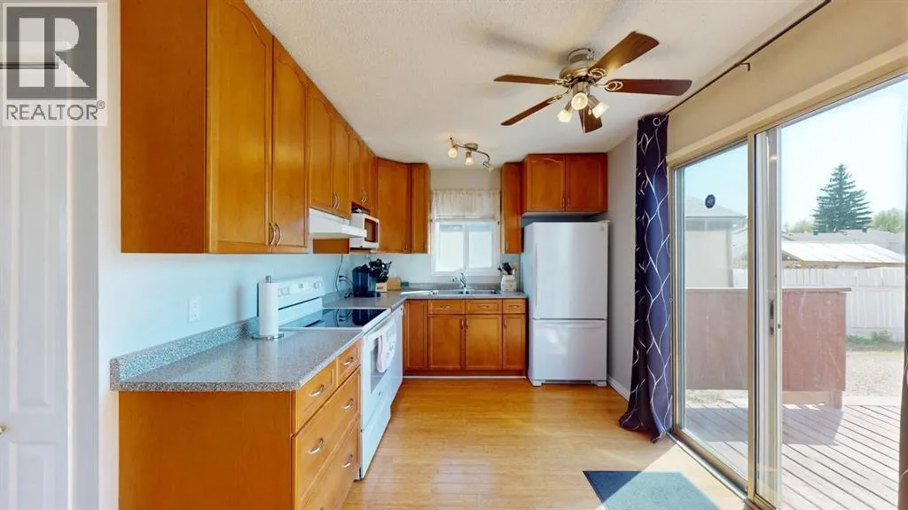 105 Bird Crescent