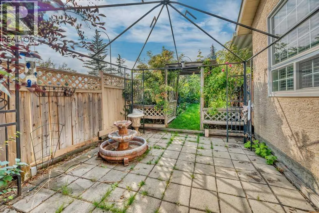 41 Millbank Bay SW