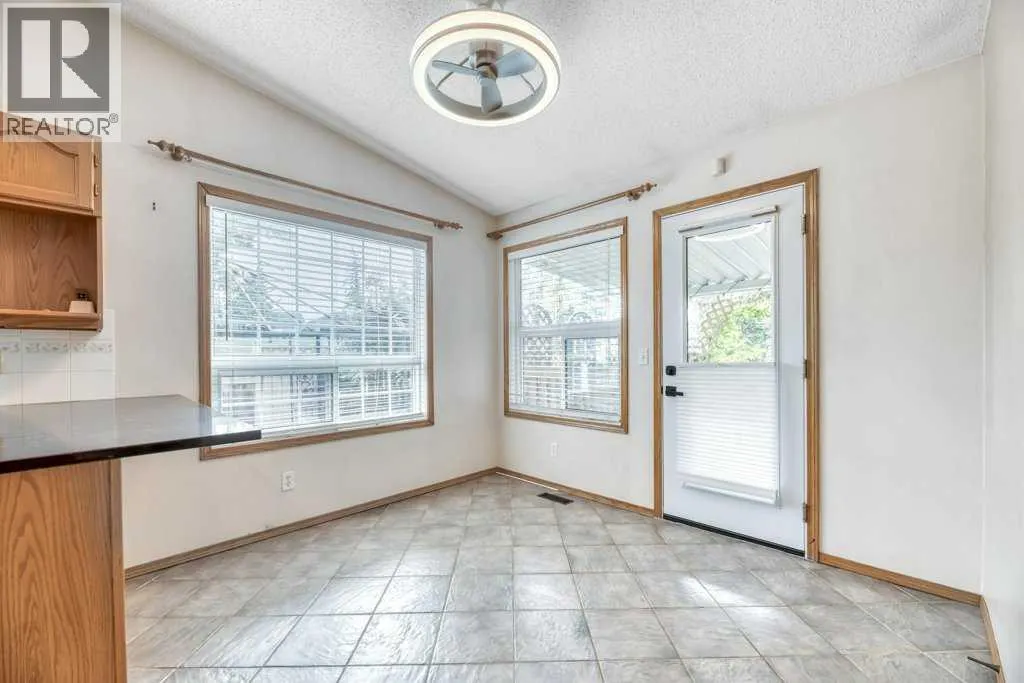 41 Millbank Bay SW