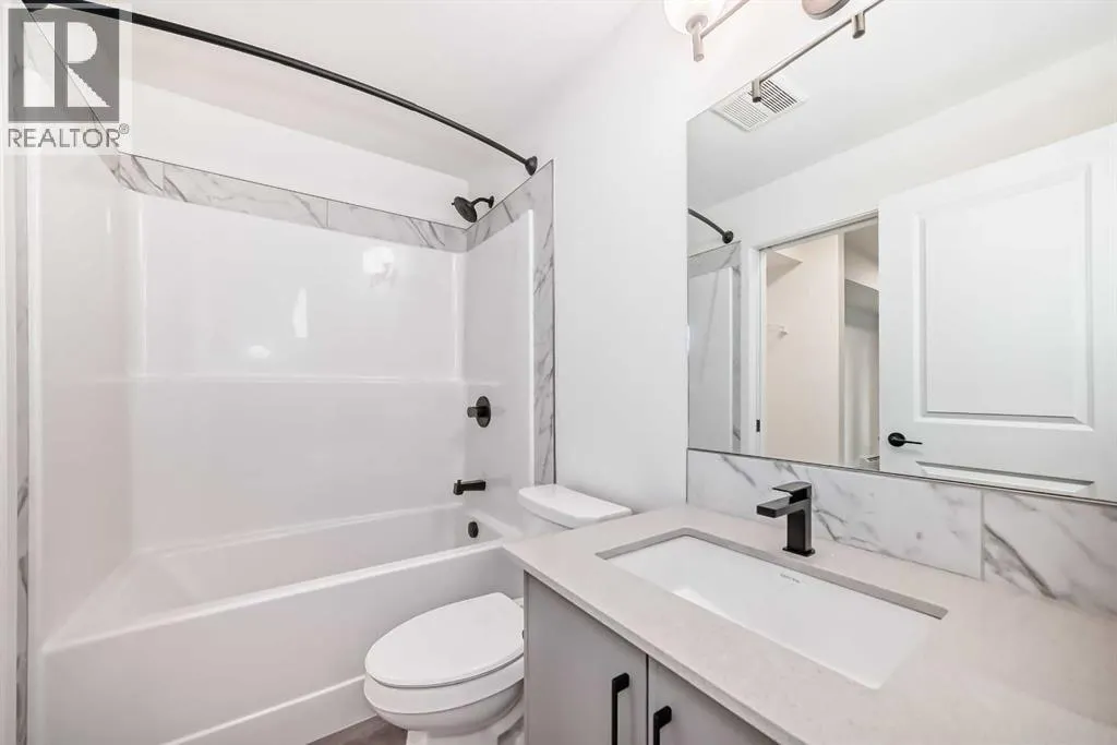117, 140 Mahogany Street SE