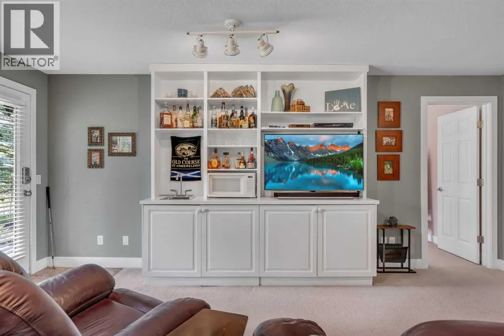4 Ravine Drive