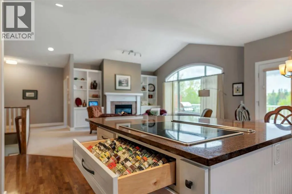4 Ravine Drive