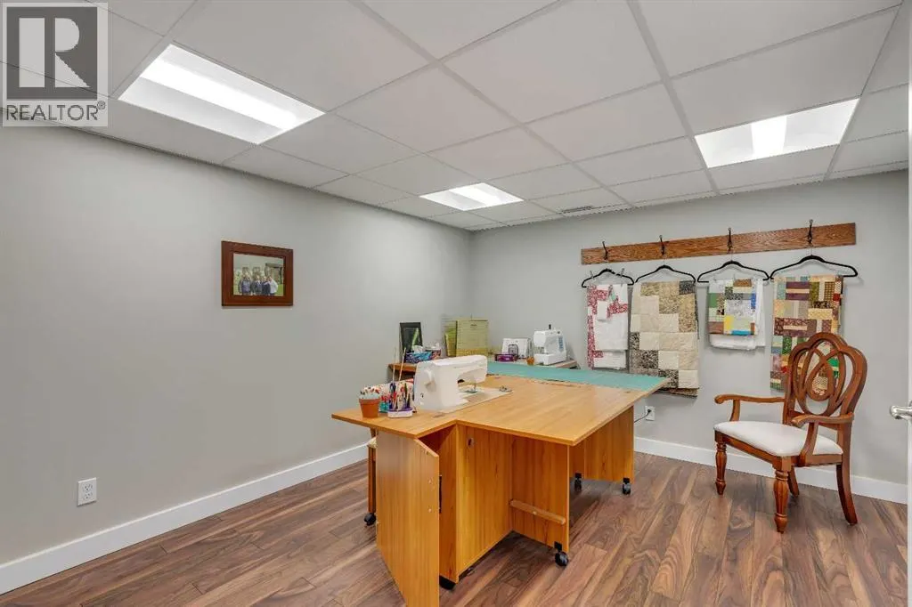 4 Ravine Drive