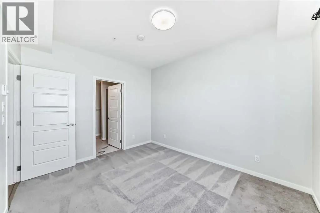 2304, 220 Seton Grove SE