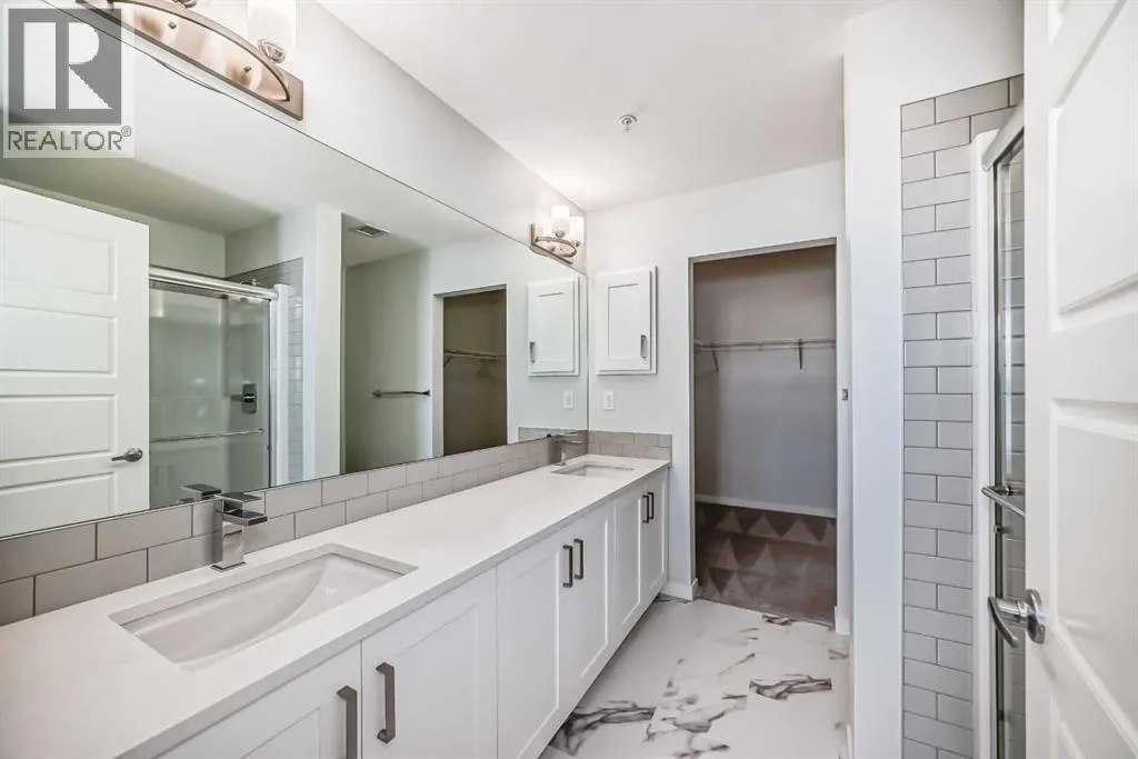 2304, 220 Seton Grove SE