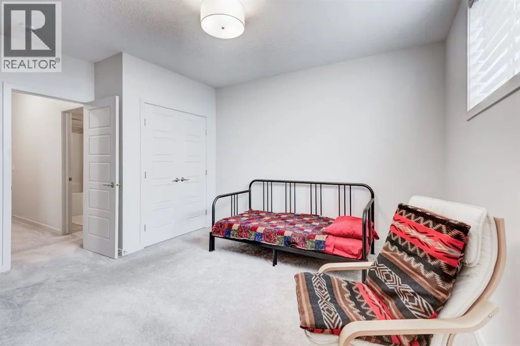 111 Legacy Glen Park SE