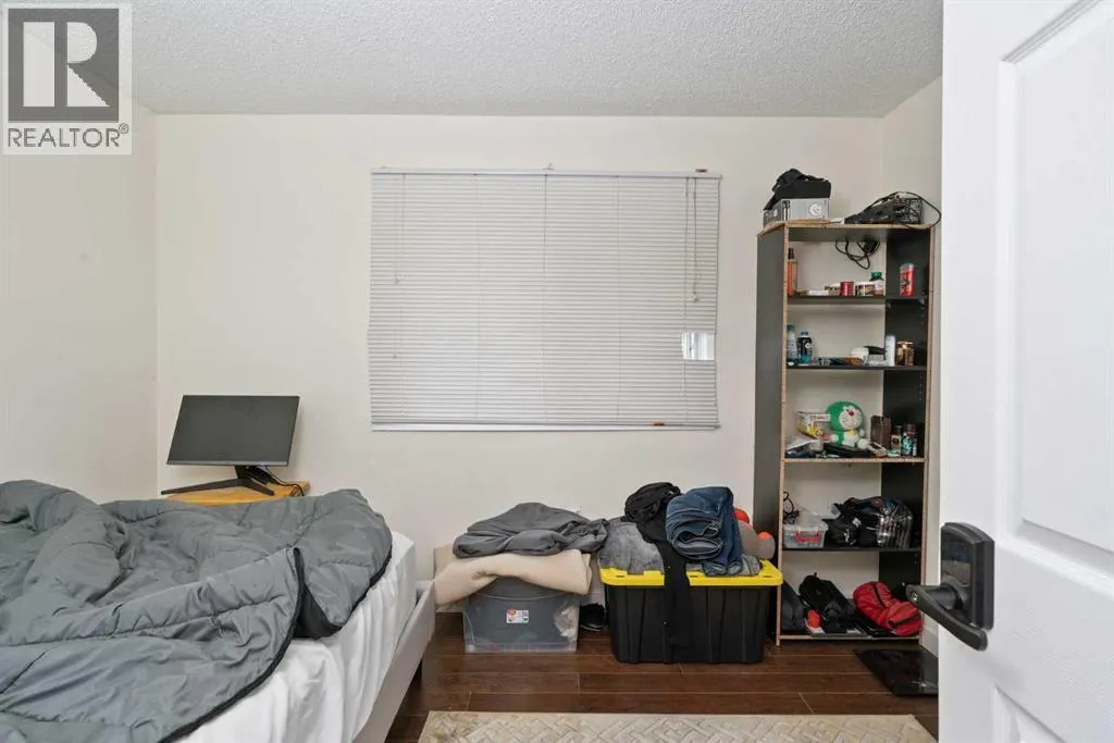 319 Rundlelawn Road NE