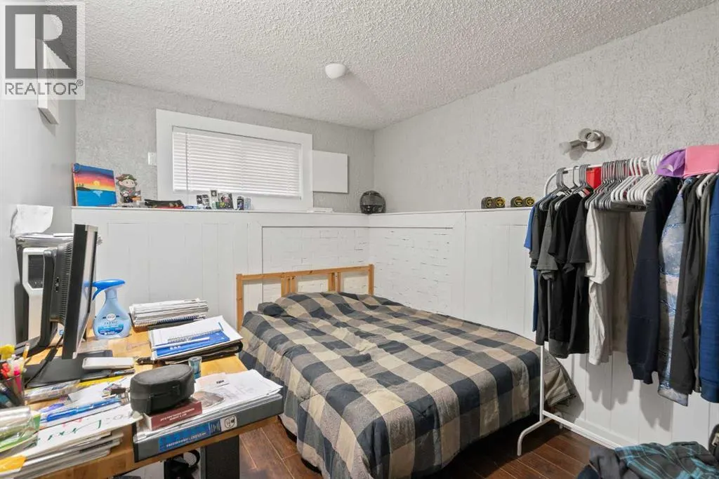 319 Rundlelawn Road NE