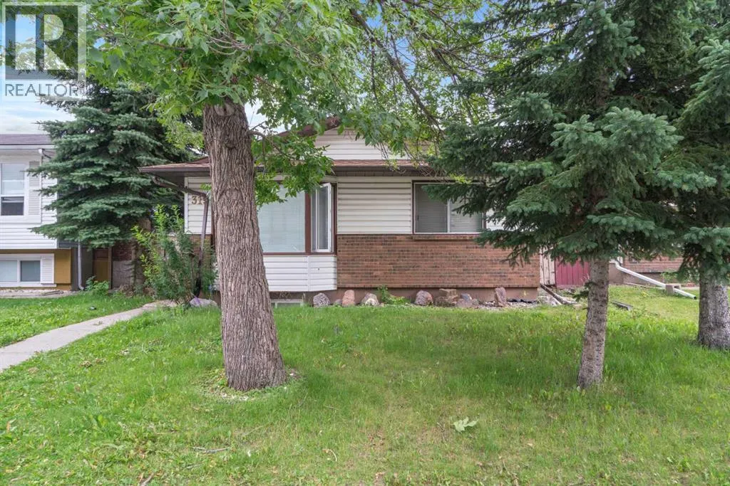 319 Rundlelawn Road NE