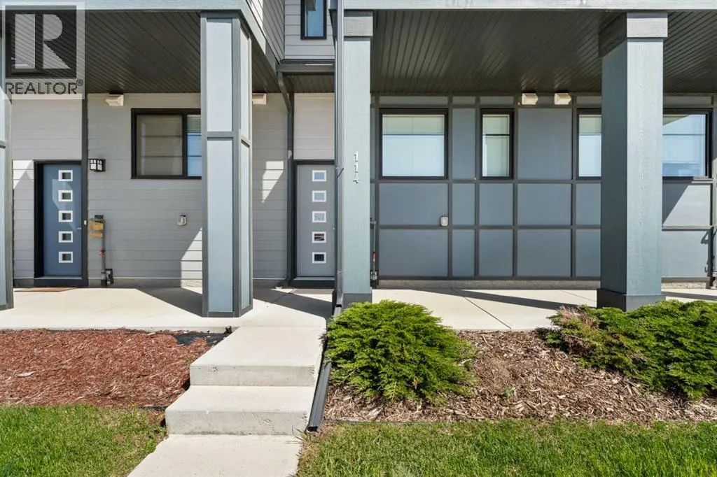 114 Seton Passage SE