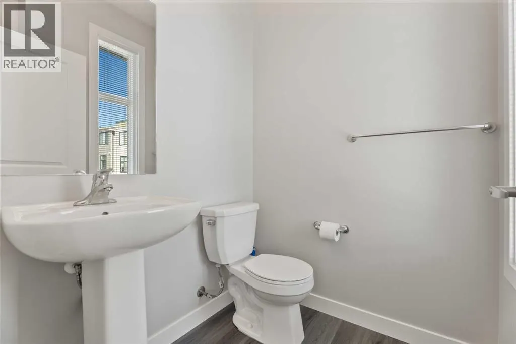 114 Seton Passage SE