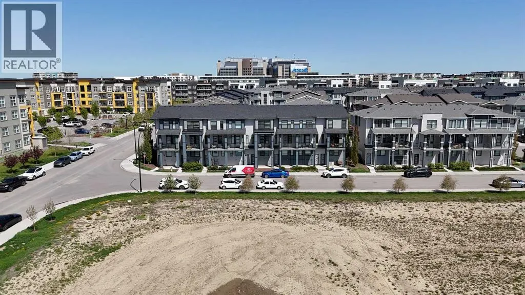 114 Seton Passage SE