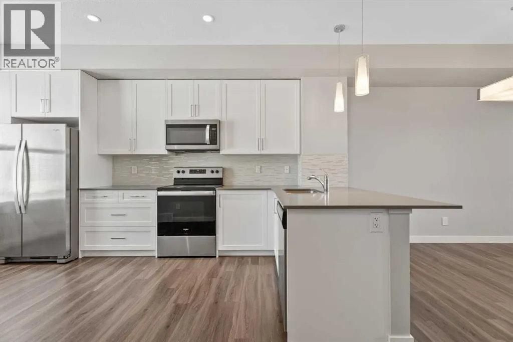 114 Seton Passage SE