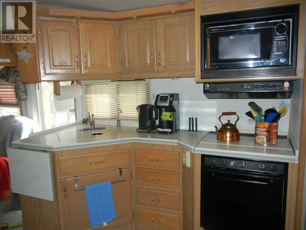 203, 200 4 Avenue SW