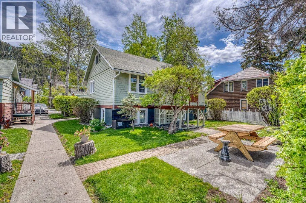 218 & 220 Beaver Street