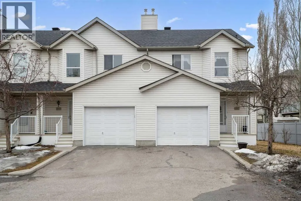 219 Mt Douglas Manor SE