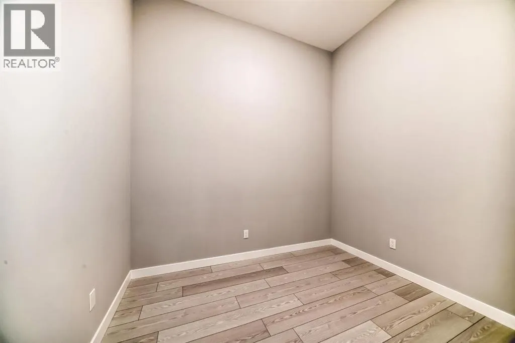 2318, 60 Skyview Ranch Road NE